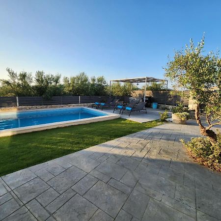 Villa Sheila With Private Pool Roumelí المظهر الخارجي الصورة